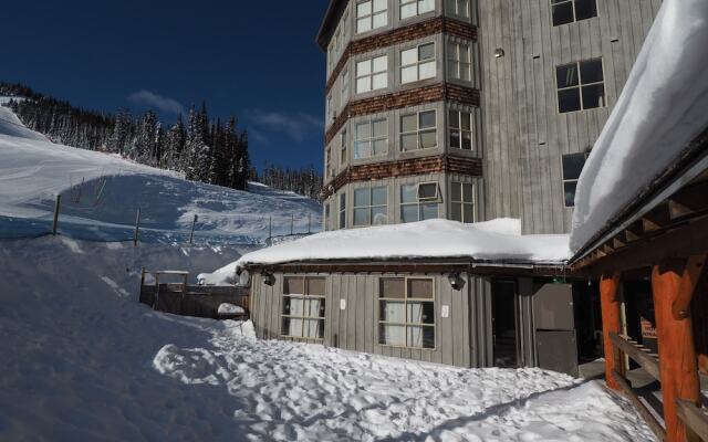 Apex Inn Studio Rm 306 1 Bedroom Condo
