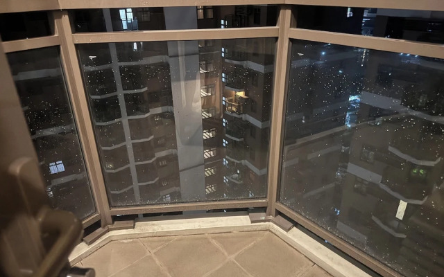 Manila Bay View - 1BR with balcony