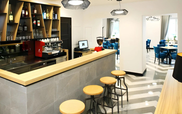 Urban Boutique Hotel