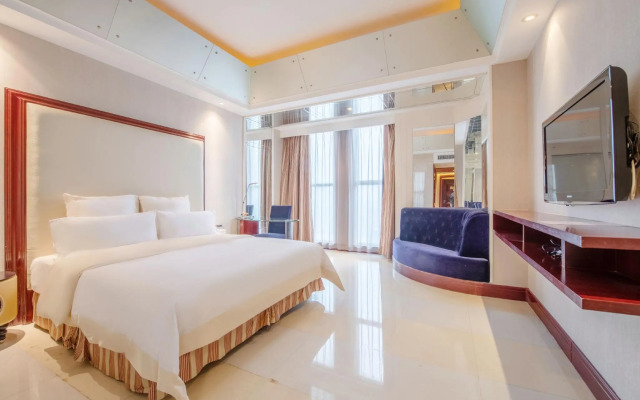 Babylon Hotel