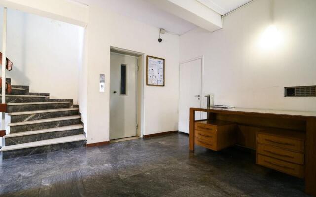 142m² Bright Alimos Apartment with Marina View