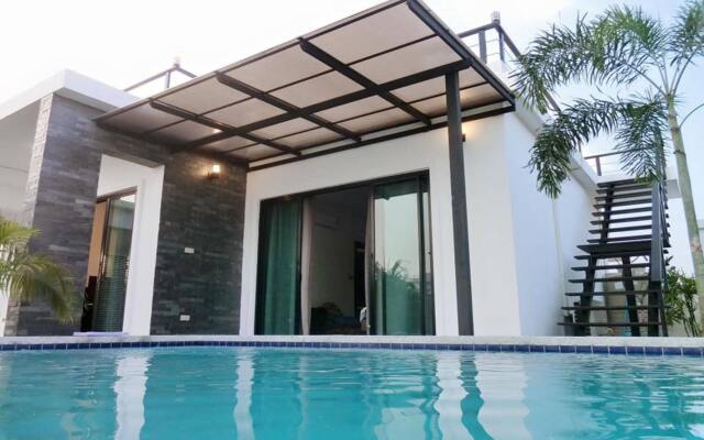 Airrin Pool Villa