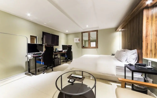 HoTel KINO