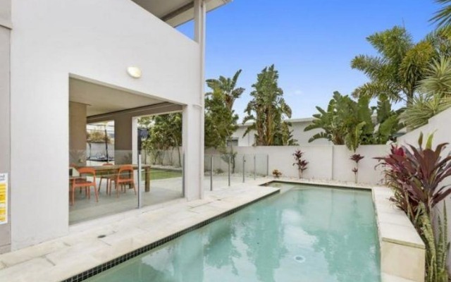 Malibu House On Salt Village Beach