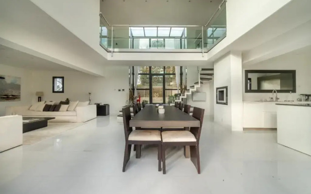 high luxe Villa Cannes 6bdrooms heated pool Sauna cinema room