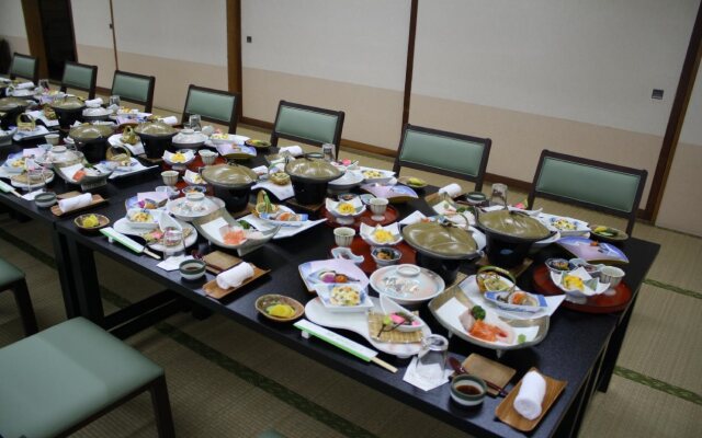 Hotel Grand Toya