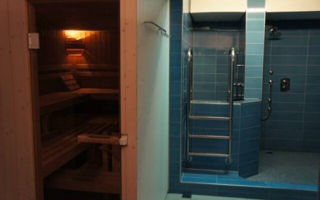 Arena Guesthouse