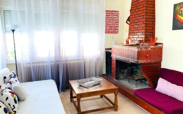 Anna's 3 Rooms Apartment Nei Epivates Beach