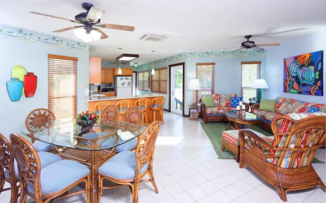Kirk Kove by Cayman Villas