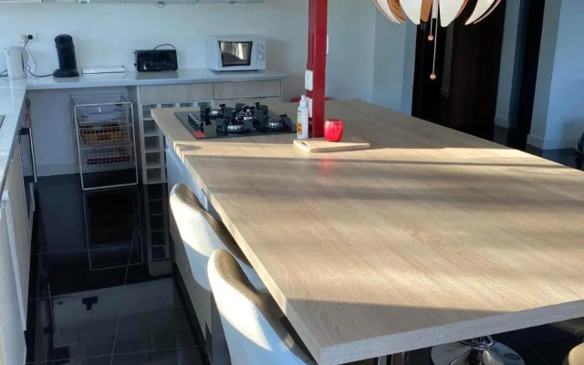 Cavaliere Apt 125M2 Piscine