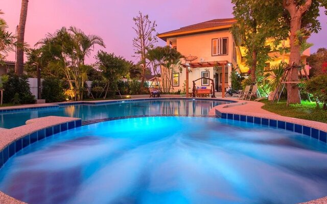 Baan Nam Poon Resort