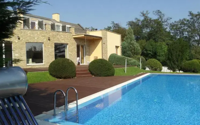 Forest Villa Leanyfalu