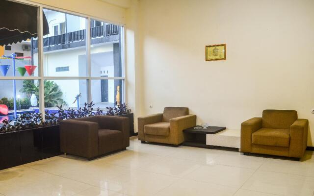 Capital O 1246 Hotel Grand Pacific
