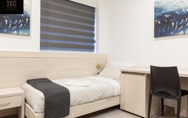 Lovely vacation, Private entrance Home with WIFI by 360 Estates