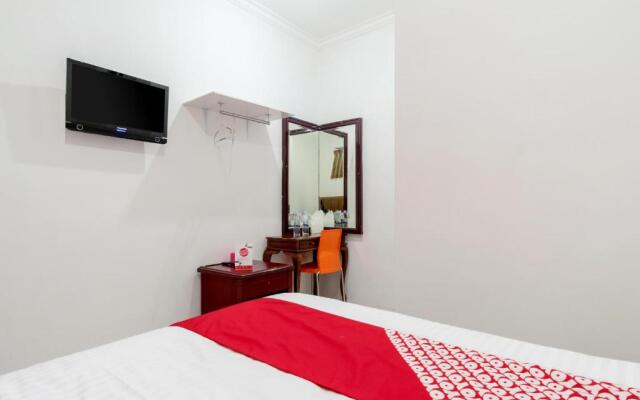 Super OYO 356 Titipapan Residence