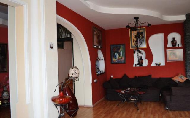 Guest House Tbilisi2014