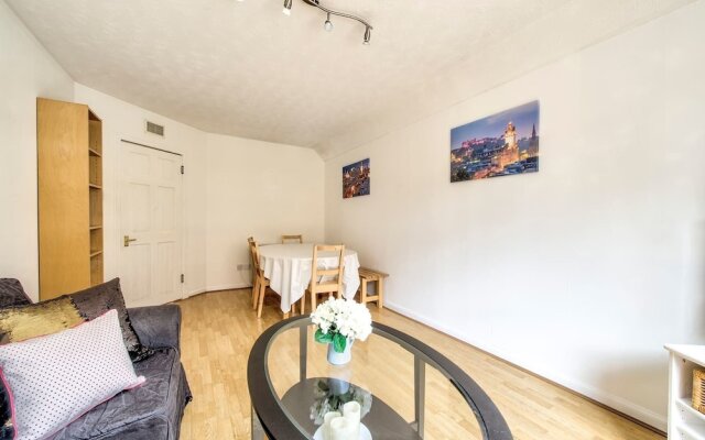 Lovely 2Bed Home In Central Edinburgh