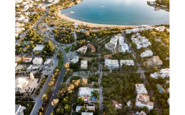 Perfect Athenian Villa