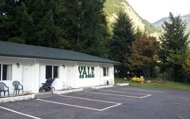 Fort Yale Motel