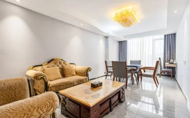 Cenxi Yuanfeng Hotel (Tanhua Bus Station)