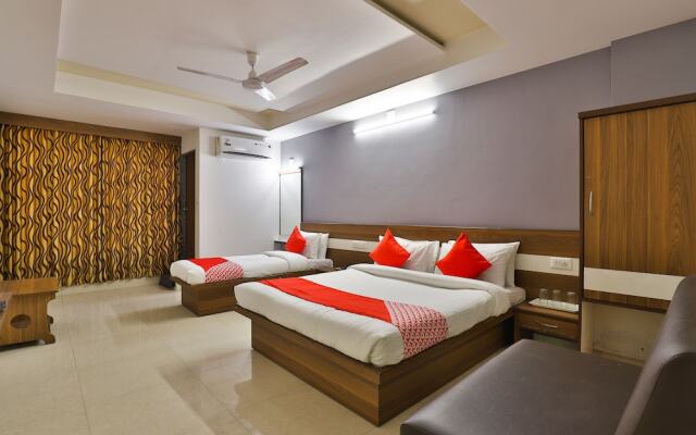 Hotel Tirupati - Ahmedabad
