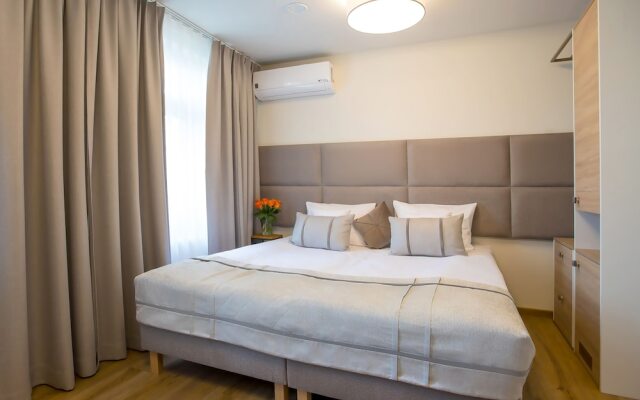 Hotel i Restauracja na Skarpie