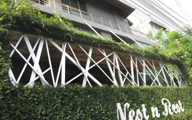 Nest n Rest Hotel