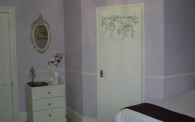 Coast Guest House Accommodation Eastbourne