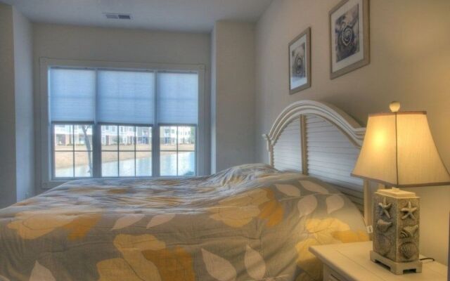 Magnolia Pointe 101 4828 by RedAwning