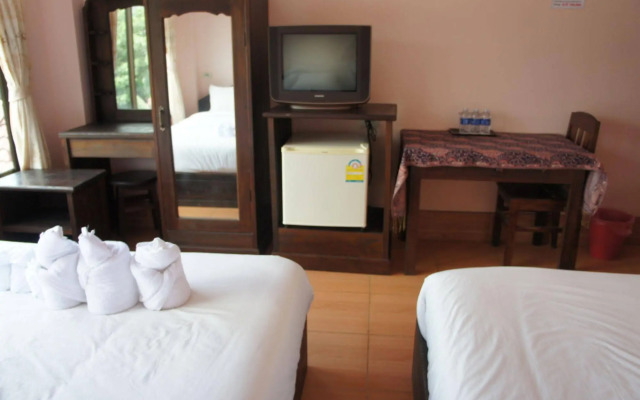 Savanh Vangvieng Hotel