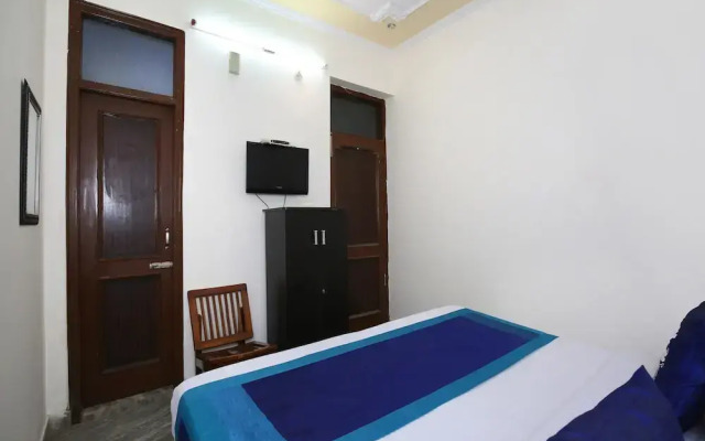 OYO 9661 Hotel Victoria Palace