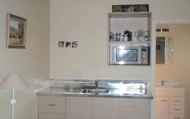 Nga Puriri Bed and Breakfast