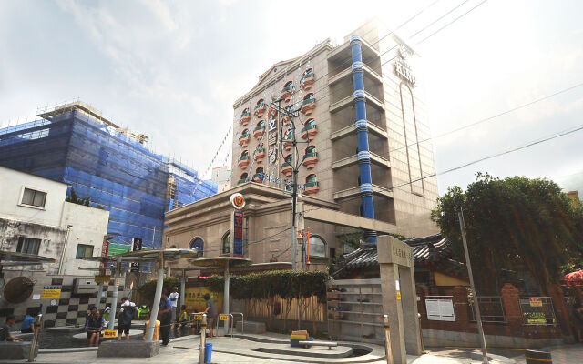 hotelImage