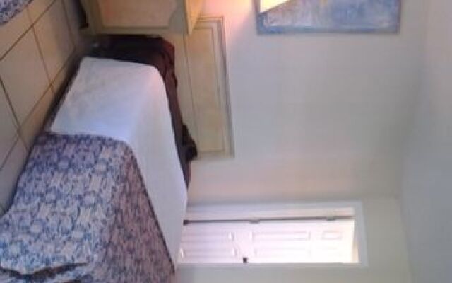 Martinique Motor Lodge