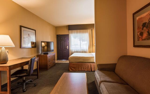 Best Western Plus Country Inn & Suites