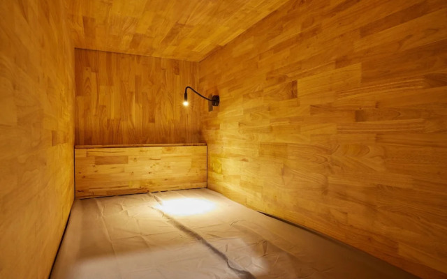 The Garden Capsule Hotel
