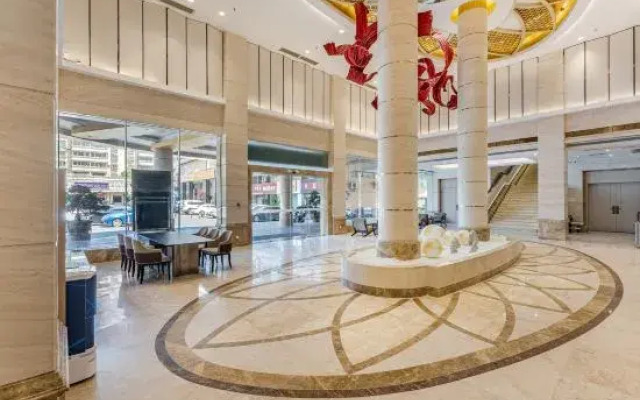 Starway Hotel (Qingyuan Qingcheng Station)