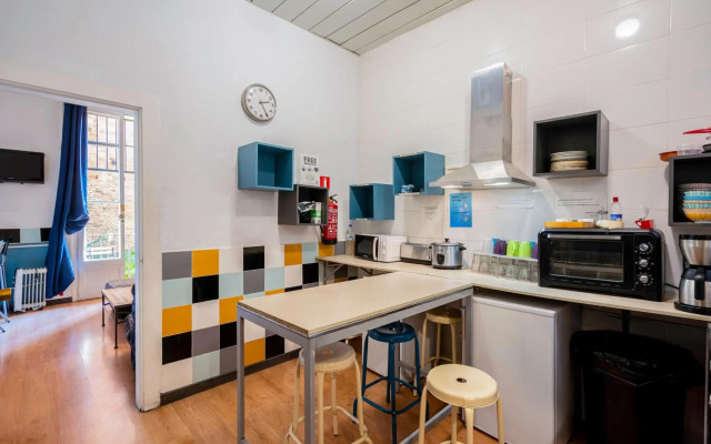 Casa Barcelo Hostel