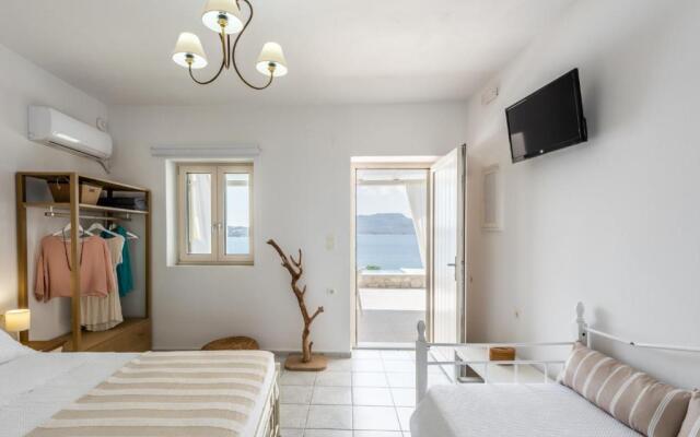 Anemi Suites