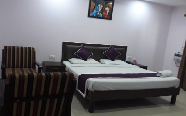OYO 8177 Hotel Silver Oak