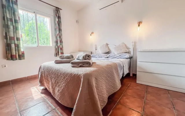 Cd-1383 Three Bedroom Villa With Pool
