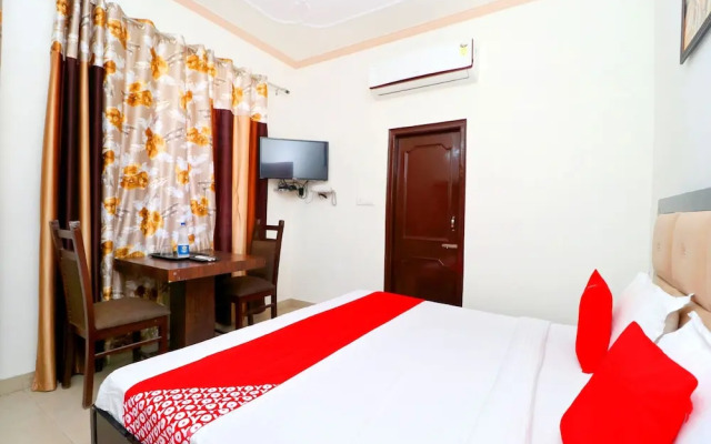 Oyo 41568 Hotel Orchid