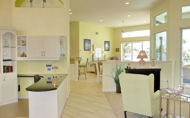 Waterfront Home With Views, Pool and Walk to Beach