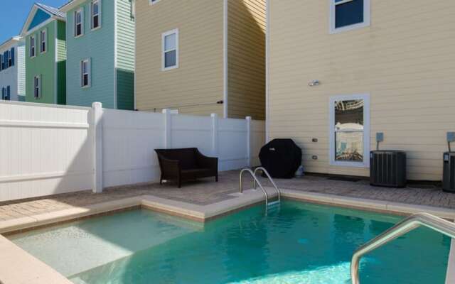 Seas The Day By BlueSwell