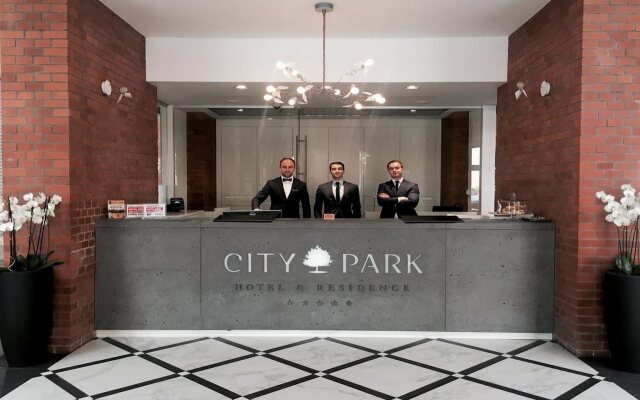 City Park Hotel & Residence