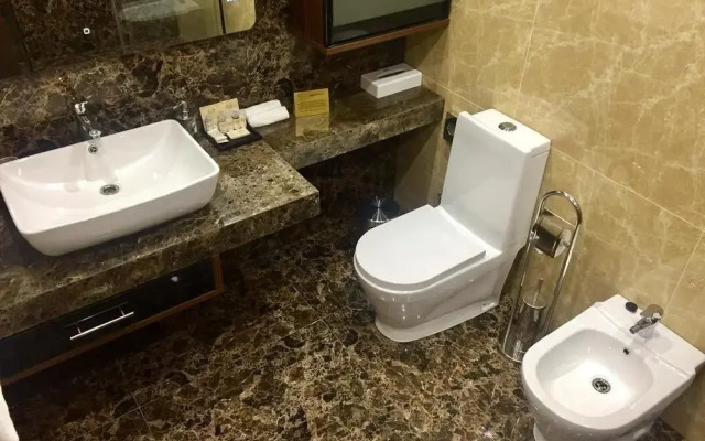 Alana Royal Hotel