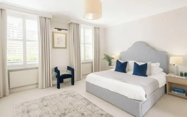Luxury Shawfield Apartment in London
