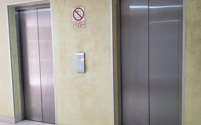 Departamento céntrico y moderno, exelente ubic.