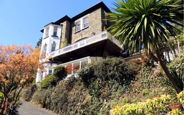Woodlands Guest House