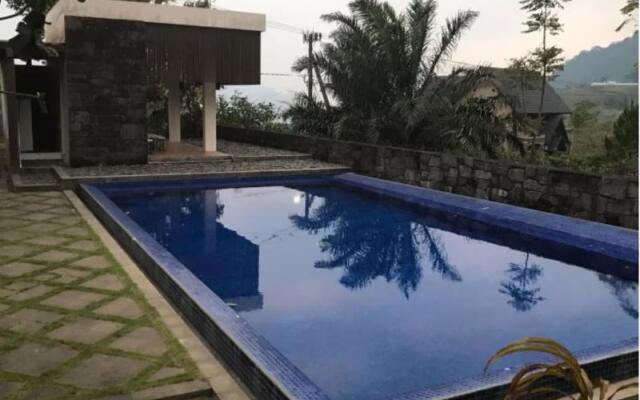 Villa Alex Claket by ZUZU